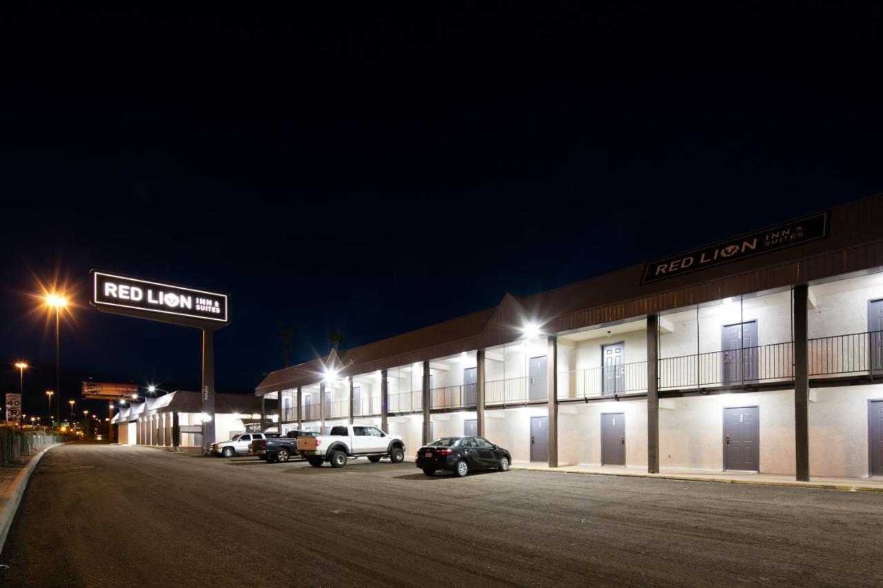 Red Lion Inn & Suites Tucson Downtown Bagian luar foto