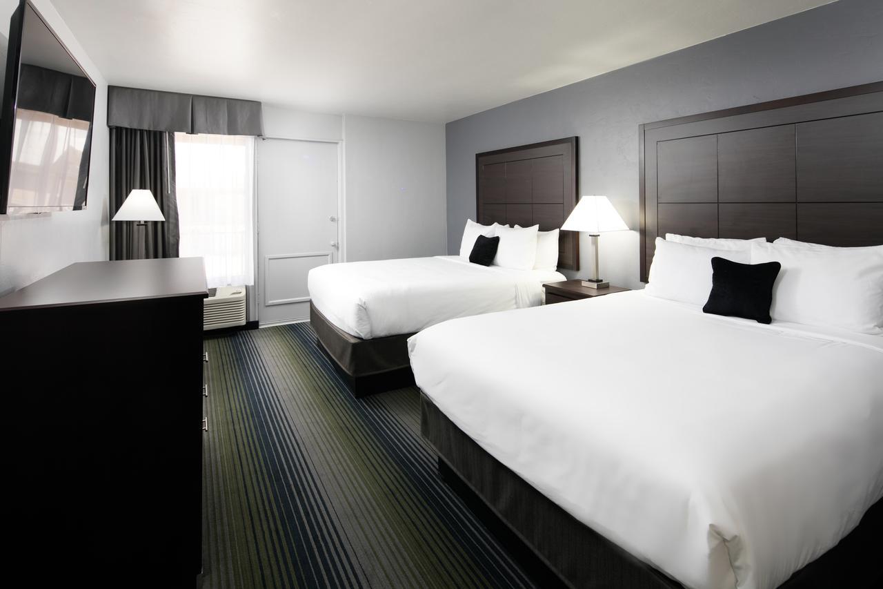 Red Lion Inn & Suites Tucson Downtown Bagian luar foto